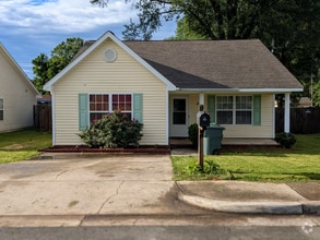 Building Photo - 2696 Wilson Dr NW