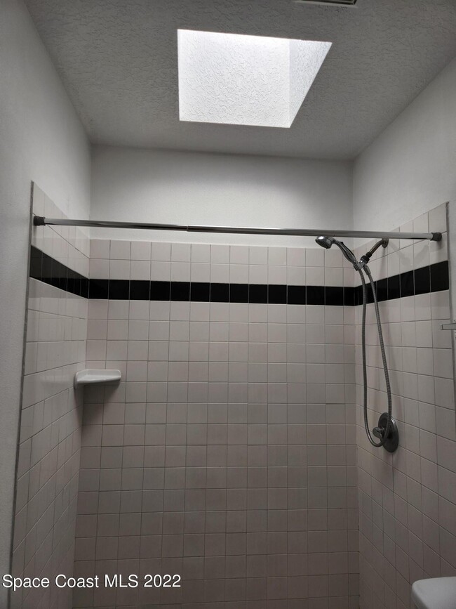 Building Photo - 1460 S Atlantic Ave