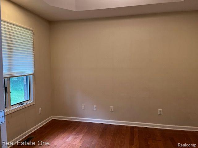Building Photo - 3905 Newland Dr E