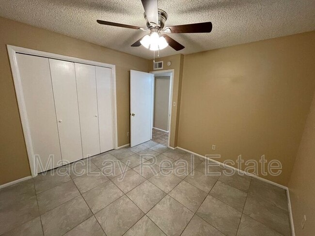 Building Photo - 841 E Fountain St