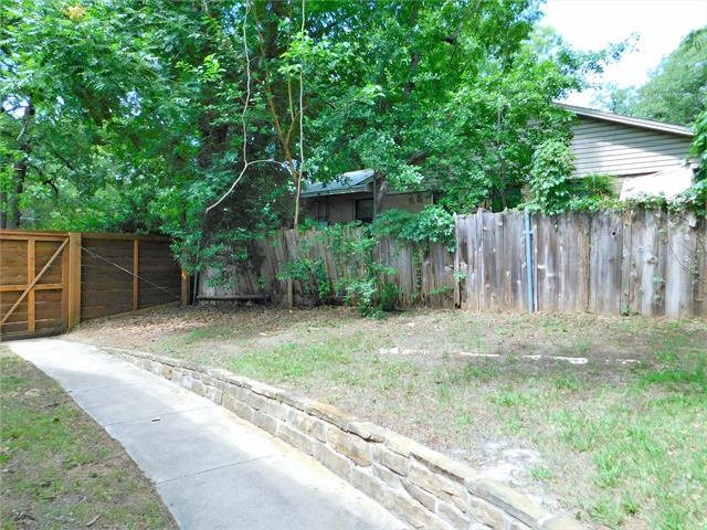 Building Photo - 1217 Clover Ln