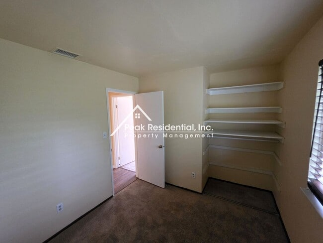 Building Photo - Wonderful 4bd/2ba Citrus Heights Home!