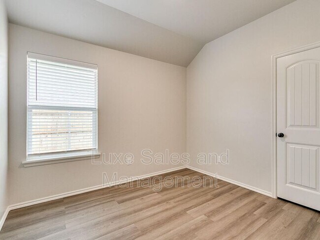 Building Photo - 10713 Lawson Place Rd