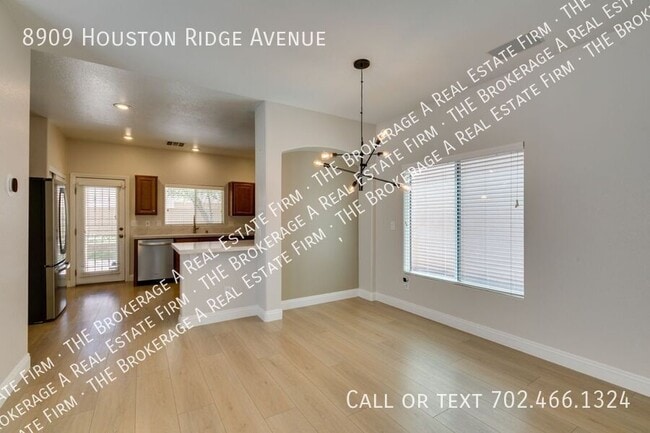Building Photo - 8909 Houston Ridge Ave