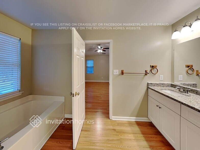 Building Photo - 6409 Spanish Moss Ln
