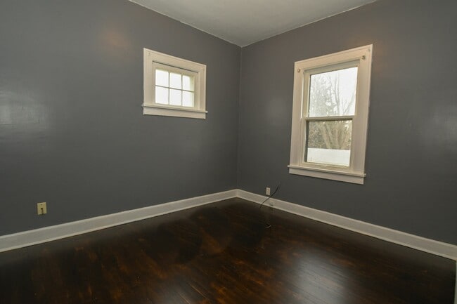 Building Photo - 18911 Locherie Ave