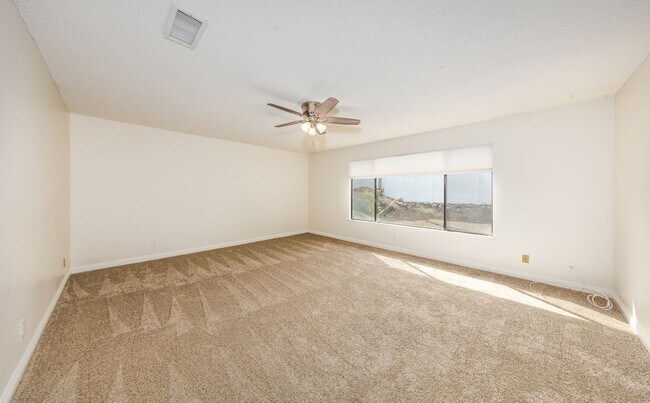 Building Photo - Remodeled Single Story Home off Huron St.