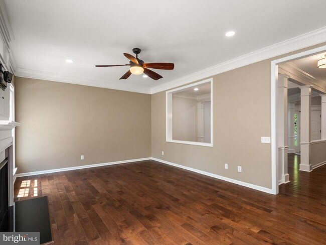 Building Photo - 209 N Caldwell Cir
