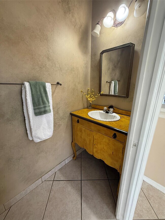 Building Photo - 3797 San Simeon Cir