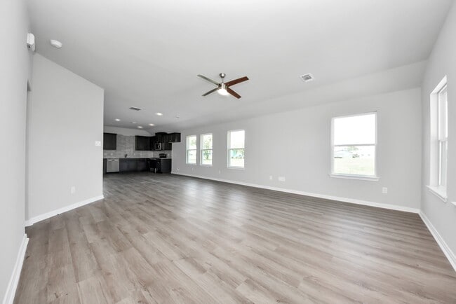 Building Photo - 288 Buckskin Dr