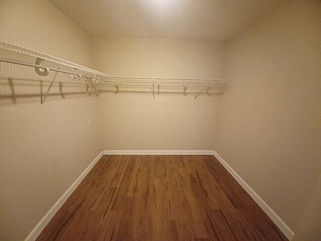 Building Photo - 3160 SE 30th Terrace