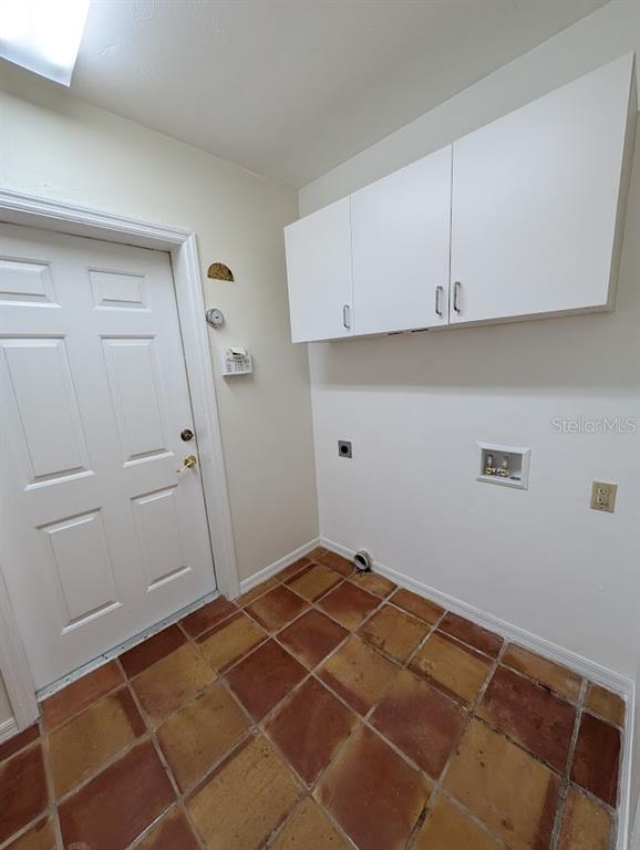 Building Photo - 6124 SW 35th Way