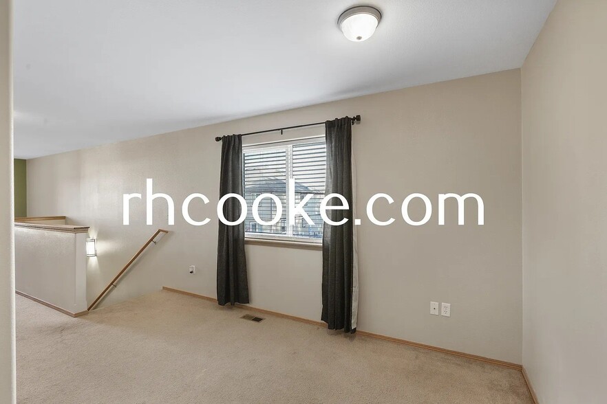 Building Photo - 312 S Blake Rd