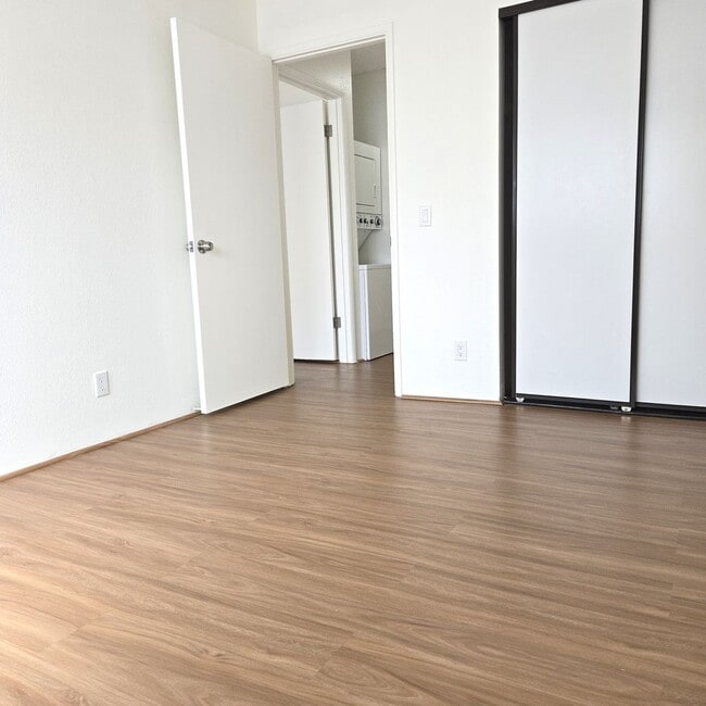 Building Photo - Renovated 2 Bedroom / 1 Bath in Kaneohe