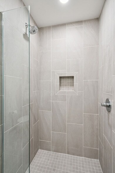 Building Photo - 1212 Demonbreun St