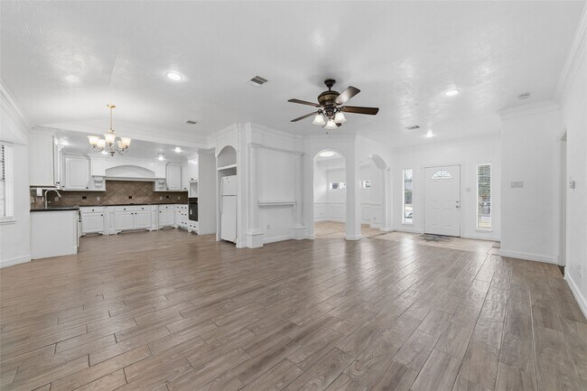 Building Photo - 11311 Hazen St
