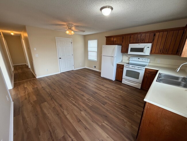 Building Photo - 2291 Plum Run Rd