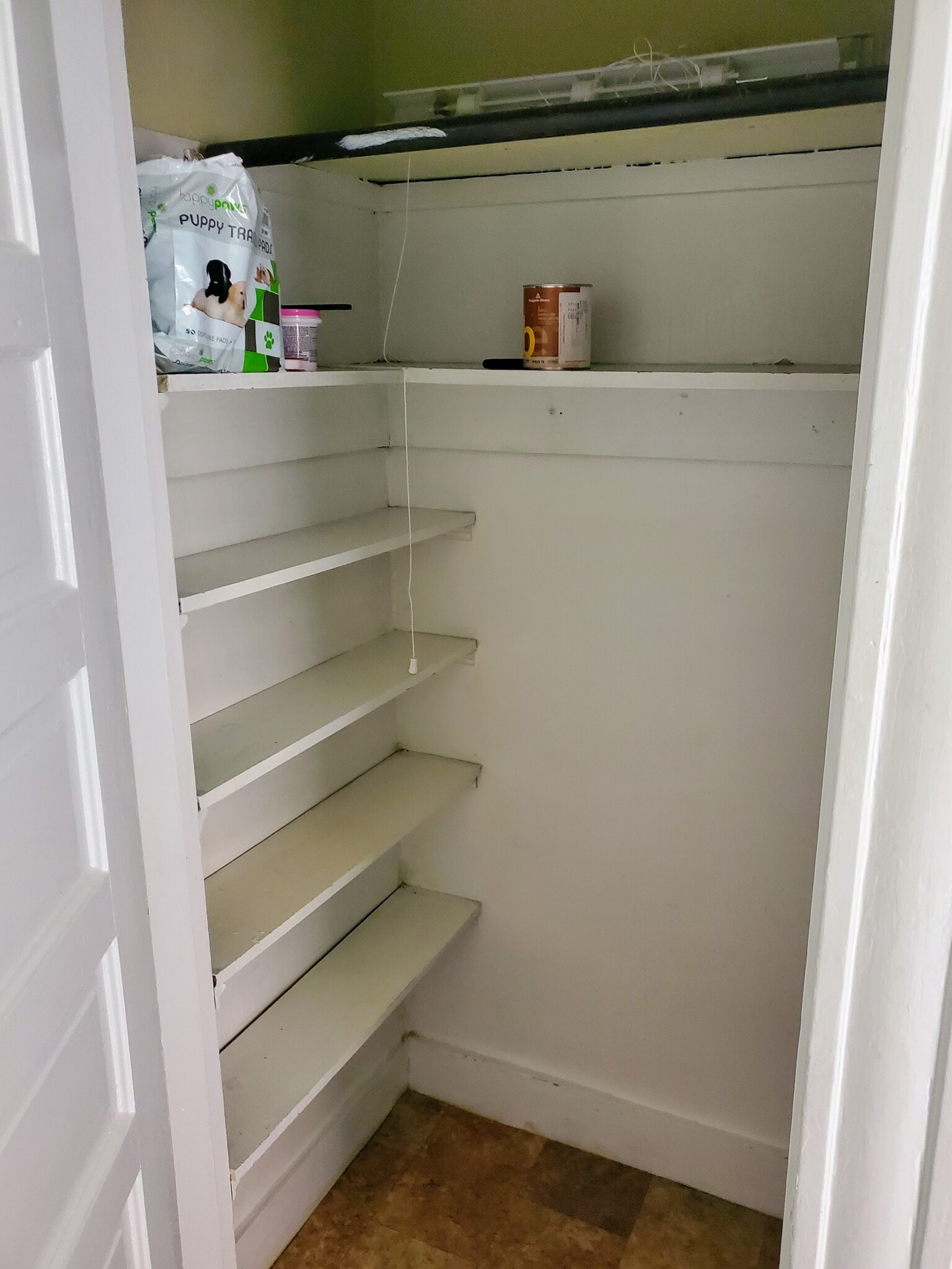 Building Photo - 2111 Hanover Ave