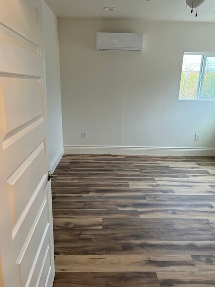 Building Photo - 4701 16th Ave