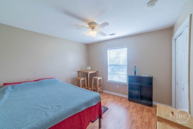 Building Photo - 373 Teal Lake Dr