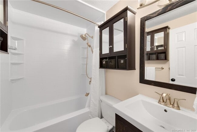Building Photo - 34 Cinnamon Spring