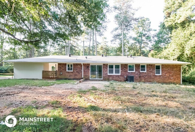 Building Photo - 418 Smyrna Powder Springs Rd SW