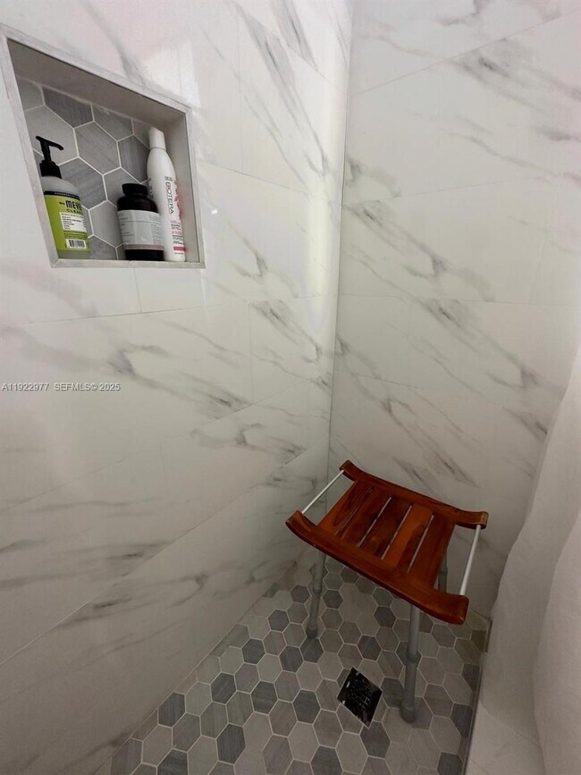 Building Photo - 270 NW 109th St