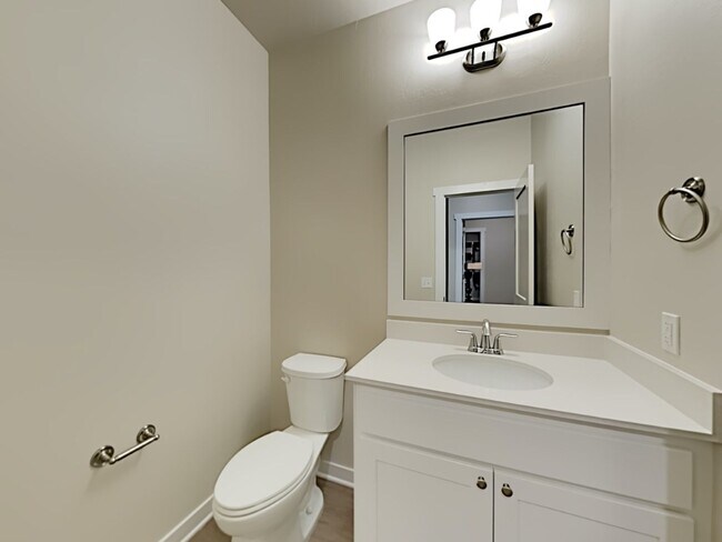 Building Photo - A Nice 3 Bedroom 2.5 Bathroom Custom Home ...