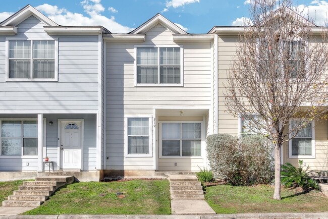 Primary Photo - Two Bedroom, Two Bathroom Townhome near La...