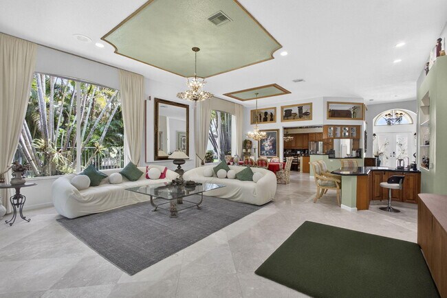 Building Photo - 10880 Northgreen Dr