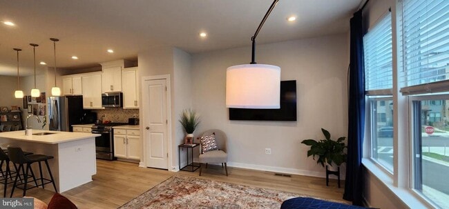 Building Photo - 5606 Hyattsville Dr
