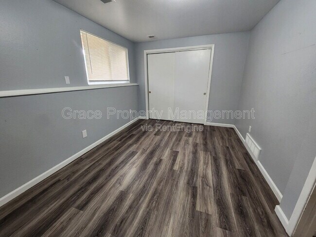 Building Photo - 774 W Cleveland Cir