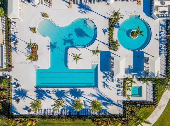 Building Photo - 5120 Willow Crk Dr