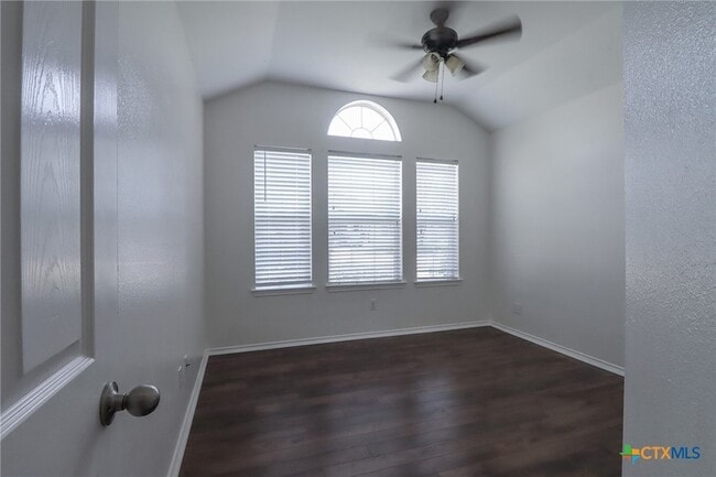 Building Photo - 7819 Bridgepointe Dr