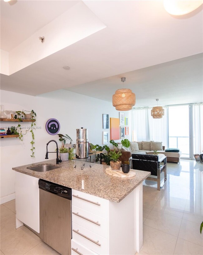 Building Photo - 888 Biscayne Blvd