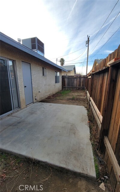 Building Photo - 16140 Tawney Ridge Ln