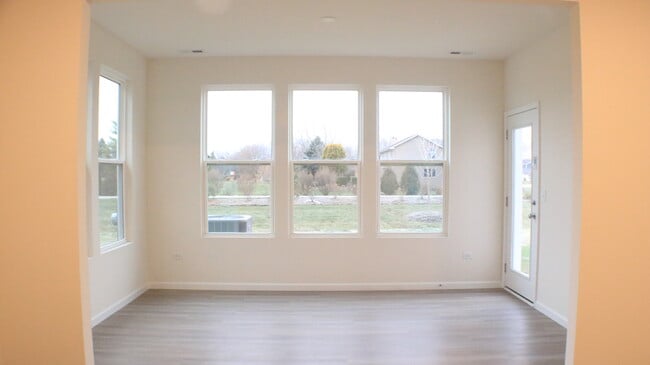 Building Photo - 2767 Lawlor Ln