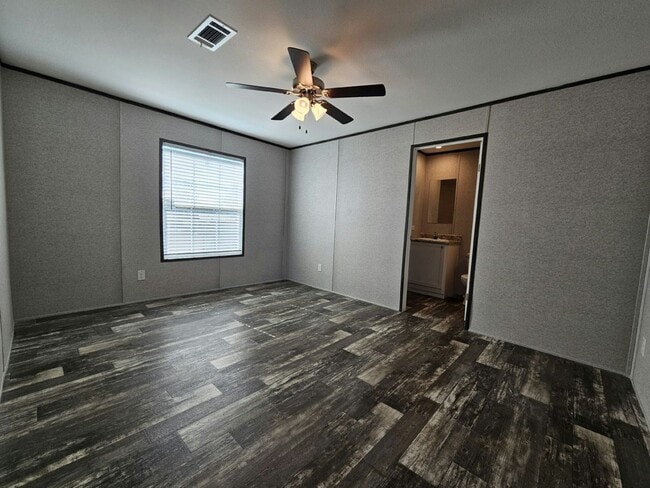 Building Photo - 1041 Myakka Dr