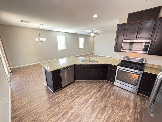 Building Photo - 10835 Broxden Jct Ave