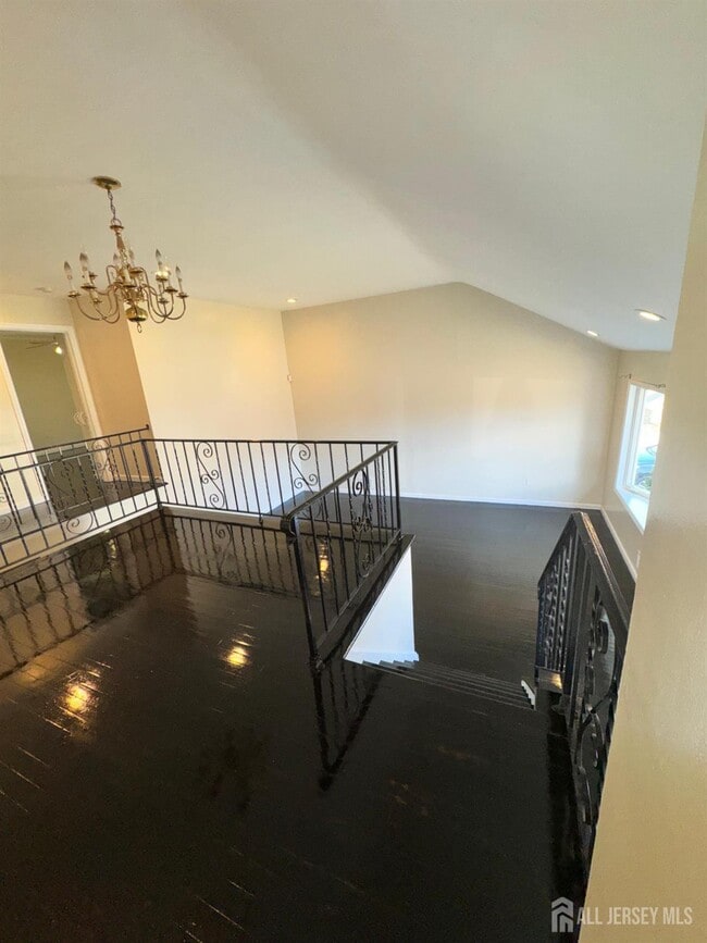 Building Photo - 1108 Frank St