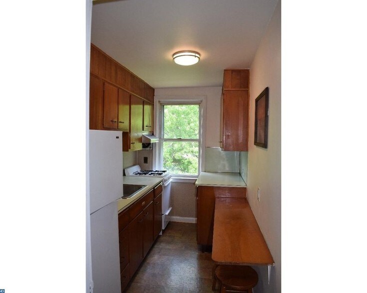 Second floor kitchen - 11 Corbin Ct