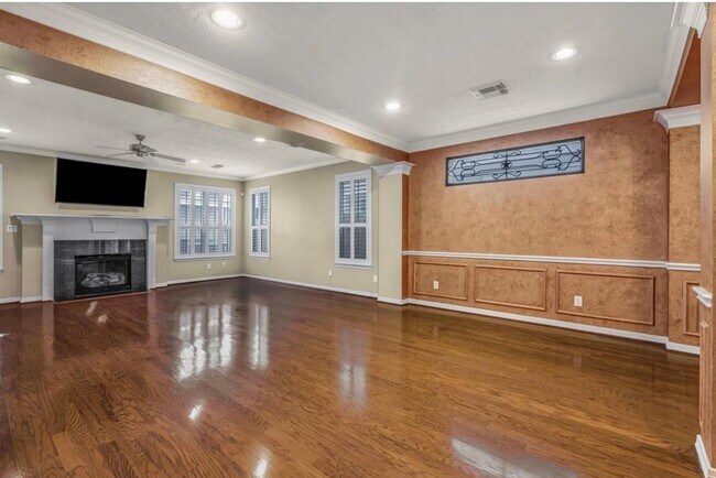 Building Photo - 1524 Birdsall St