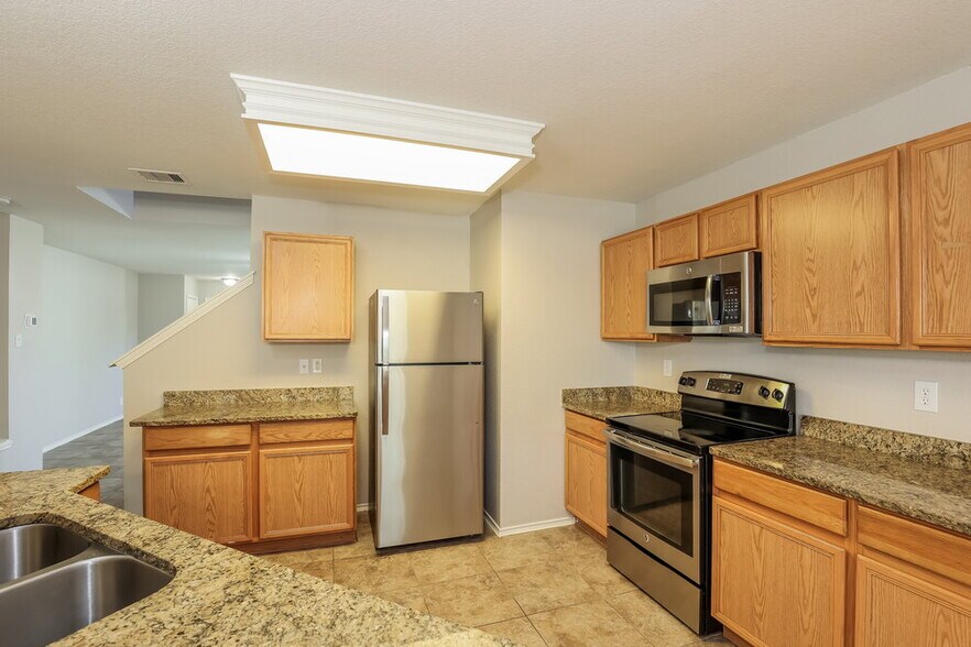 Building Photo - 6734 Benke Farm