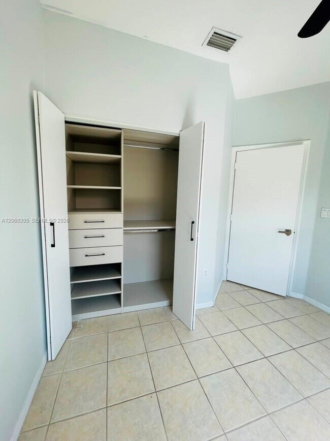 Building Photo - 790 SW 107th Ave