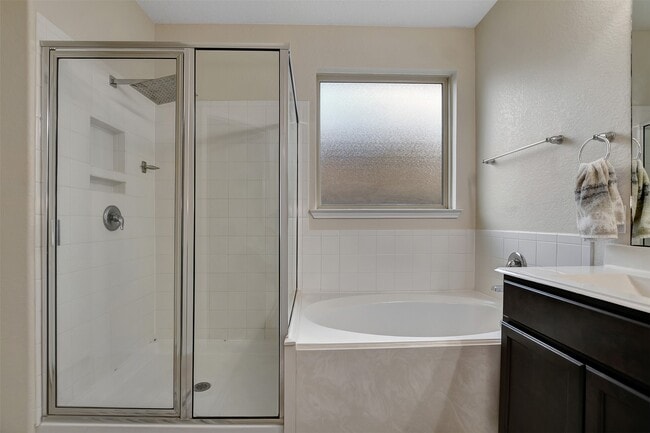 Building Photo - 23814 Scotsman Dr