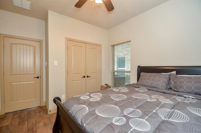 Building Photo - 2418 Grey Reef Dr