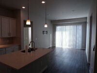 Building Photo - Littleton Village Location - 2 bedroom, 2 ...