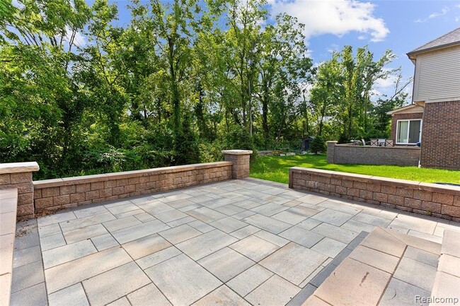 Building Photo - 2951 Andlaur Dr