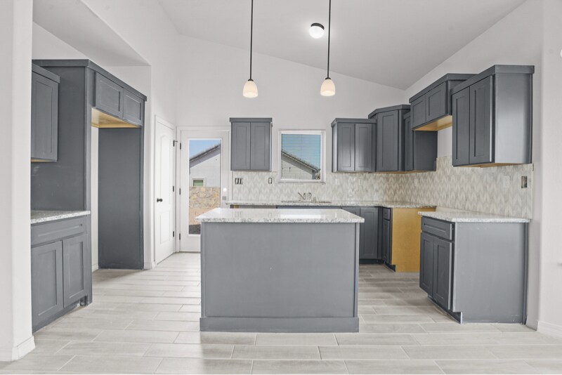 Building Photo - 629 Paseo Modesto Dr