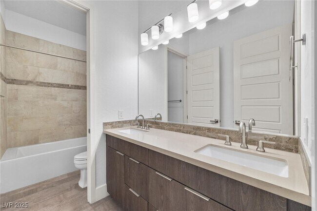 Building Photo - 6243 Carol Butte Ct